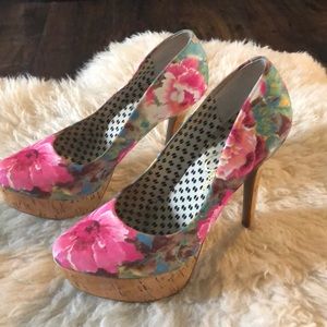 Jessica Simpson Heels